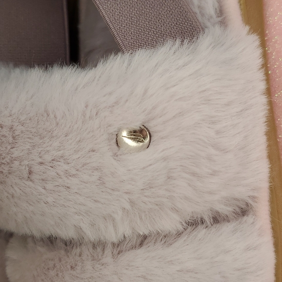 πHPπ! Nautical πNWTπ Size 7/8 Lilac Faux Fur Slippers!πππ - Picture 6 of 13